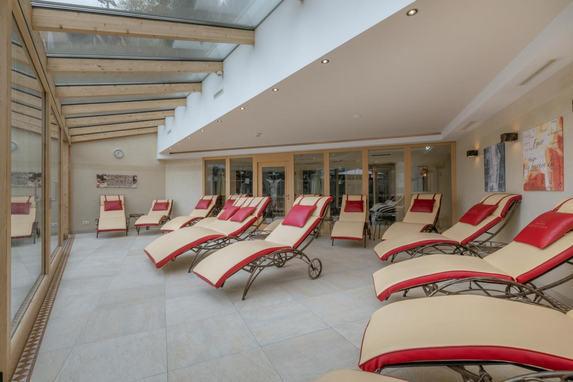 Kerschdorfer - Wohlfuehlhotel Garni - Adults Only Kaltenbach Eksteriør bilde