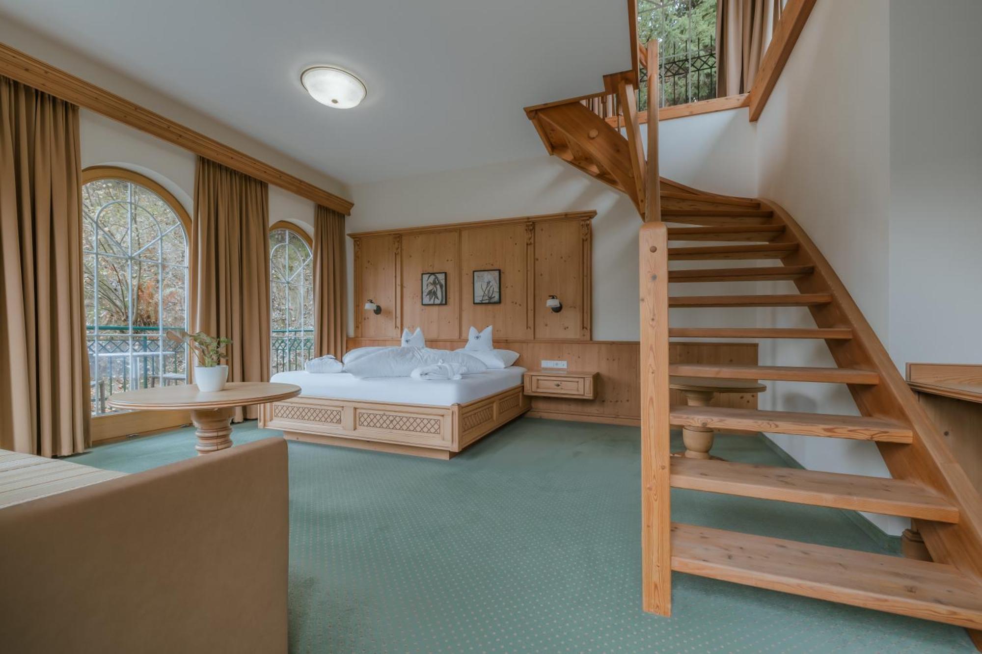 Kerschdorfer - Wohlfuehlhotel Garni - Adults Only Kaltenbach Eksteriør bilde