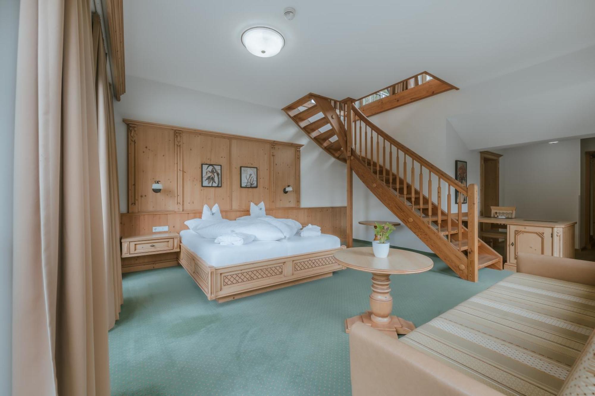 Kerschdorfer - Wohlfuehlhotel Garni - Adults Only Kaltenbach Eksteriør bilde