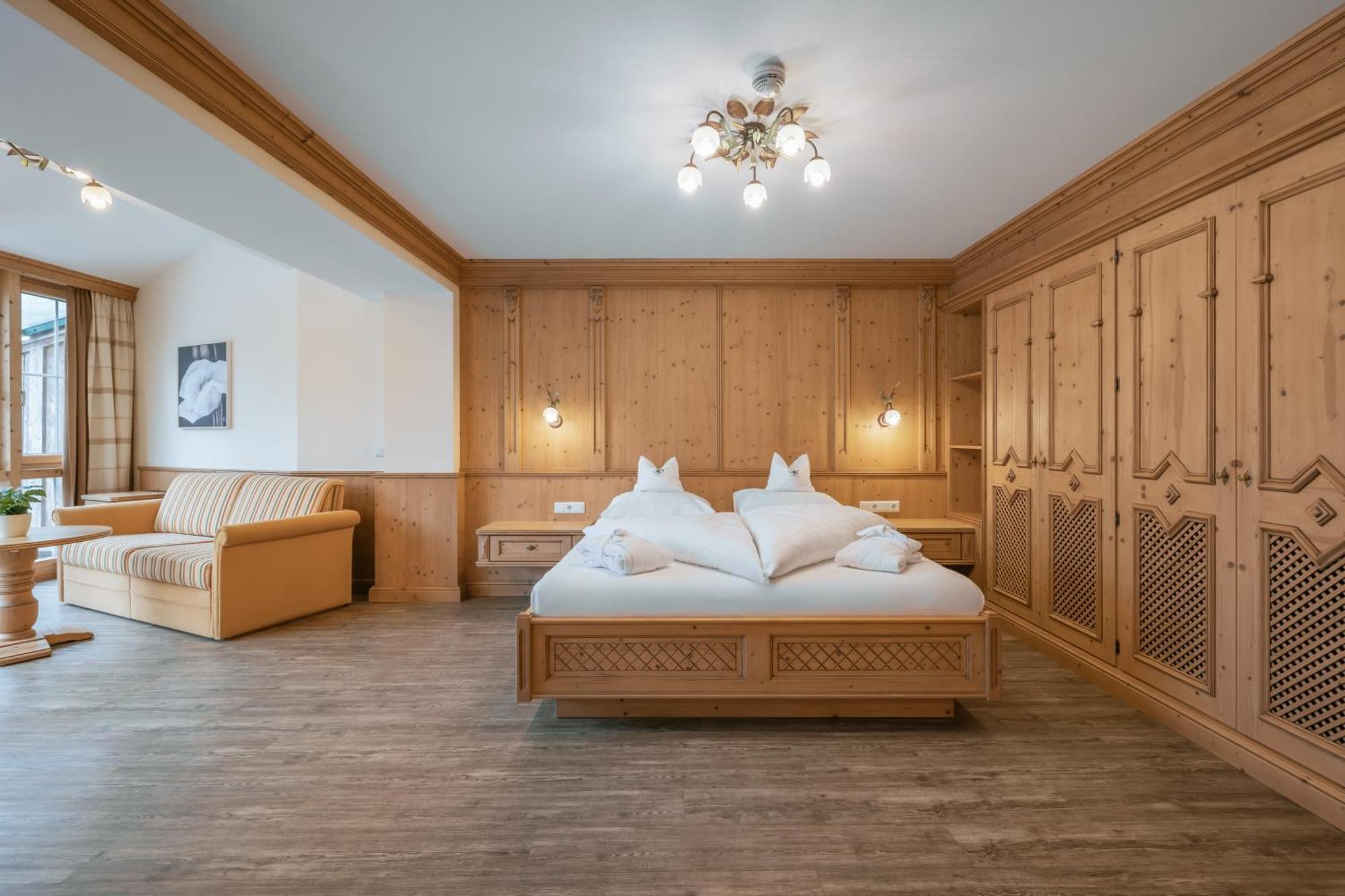 Kerschdorfer - Wohlfuehlhotel Garni - Adults Only Kaltenbach Eksteriør bilde