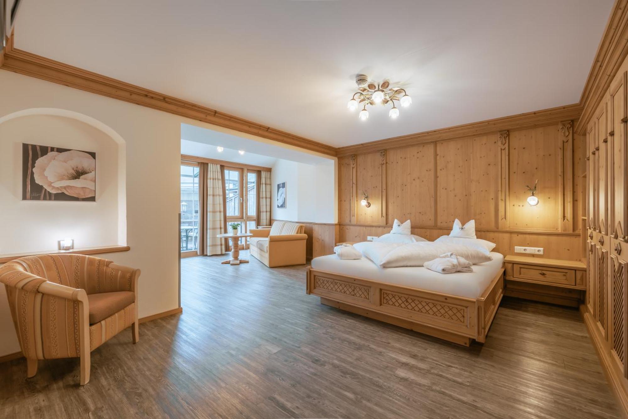Kerschdorfer - Wohlfuehlhotel Garni - Adults Only Kaltenbach Eksteriør bilde