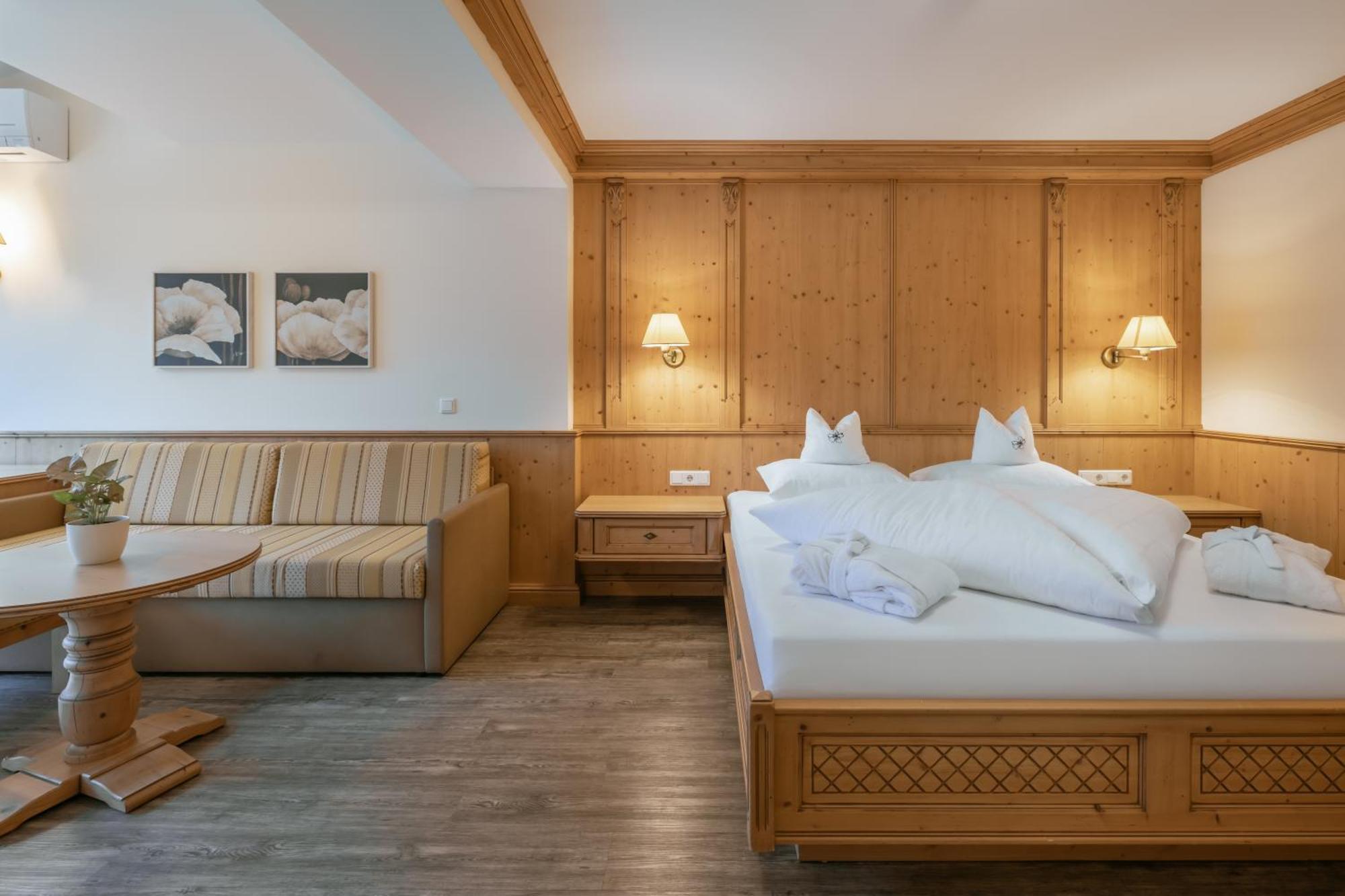 Kerschdorfer - Wohlfuehlhotel Garni - Adults Only Kaltenbach Eksteriør bilde