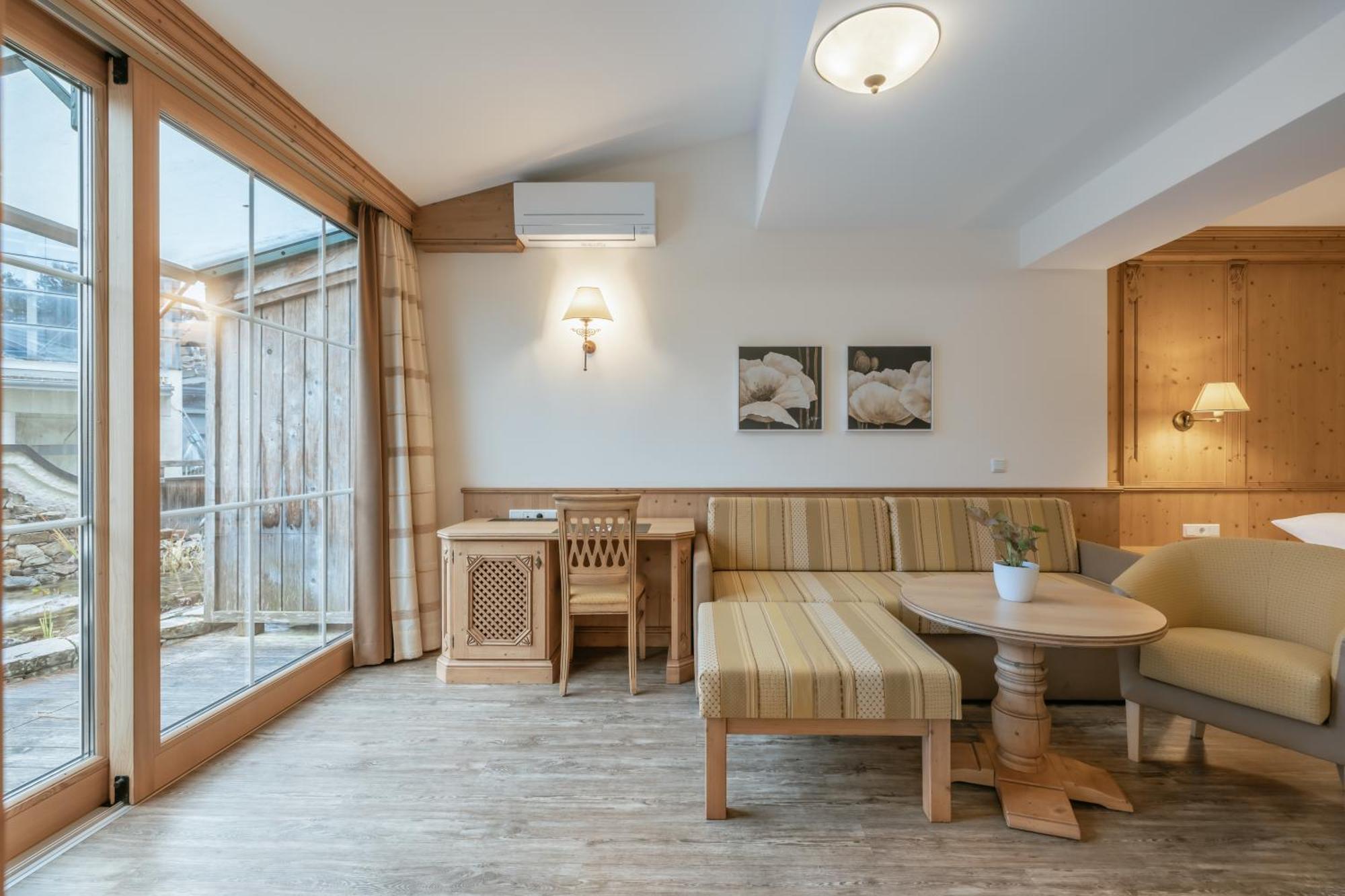 Kerschdorfer - Wohlfuehlhotel Garni - Adults Only Kaltenbach Eksteriør bilde