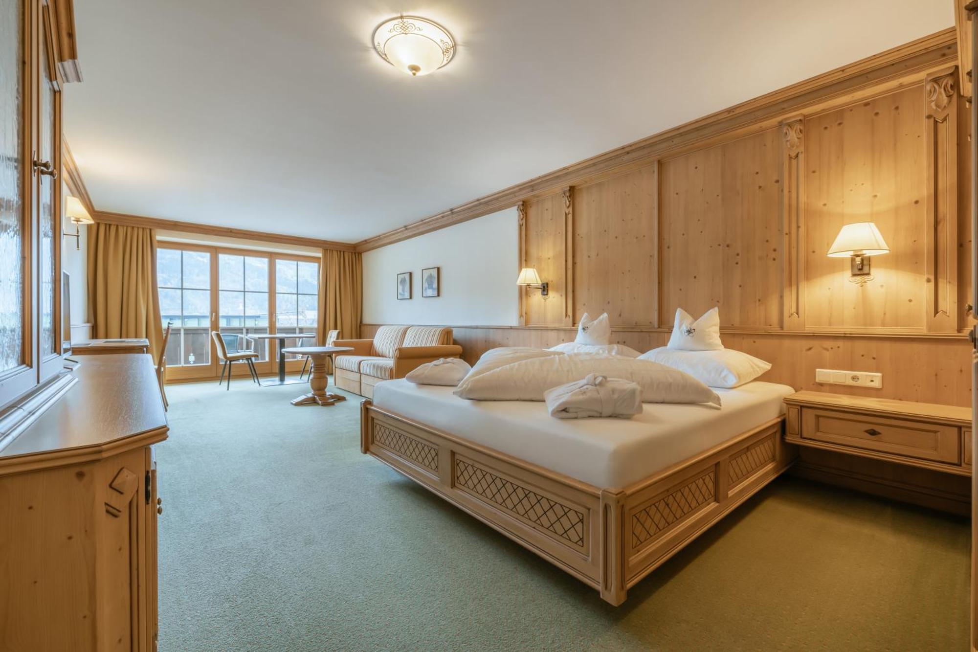 Kerschdorfer - Wohlfuehlhotel Garni - Adults Only Kaltenbach Eksteriør bilde