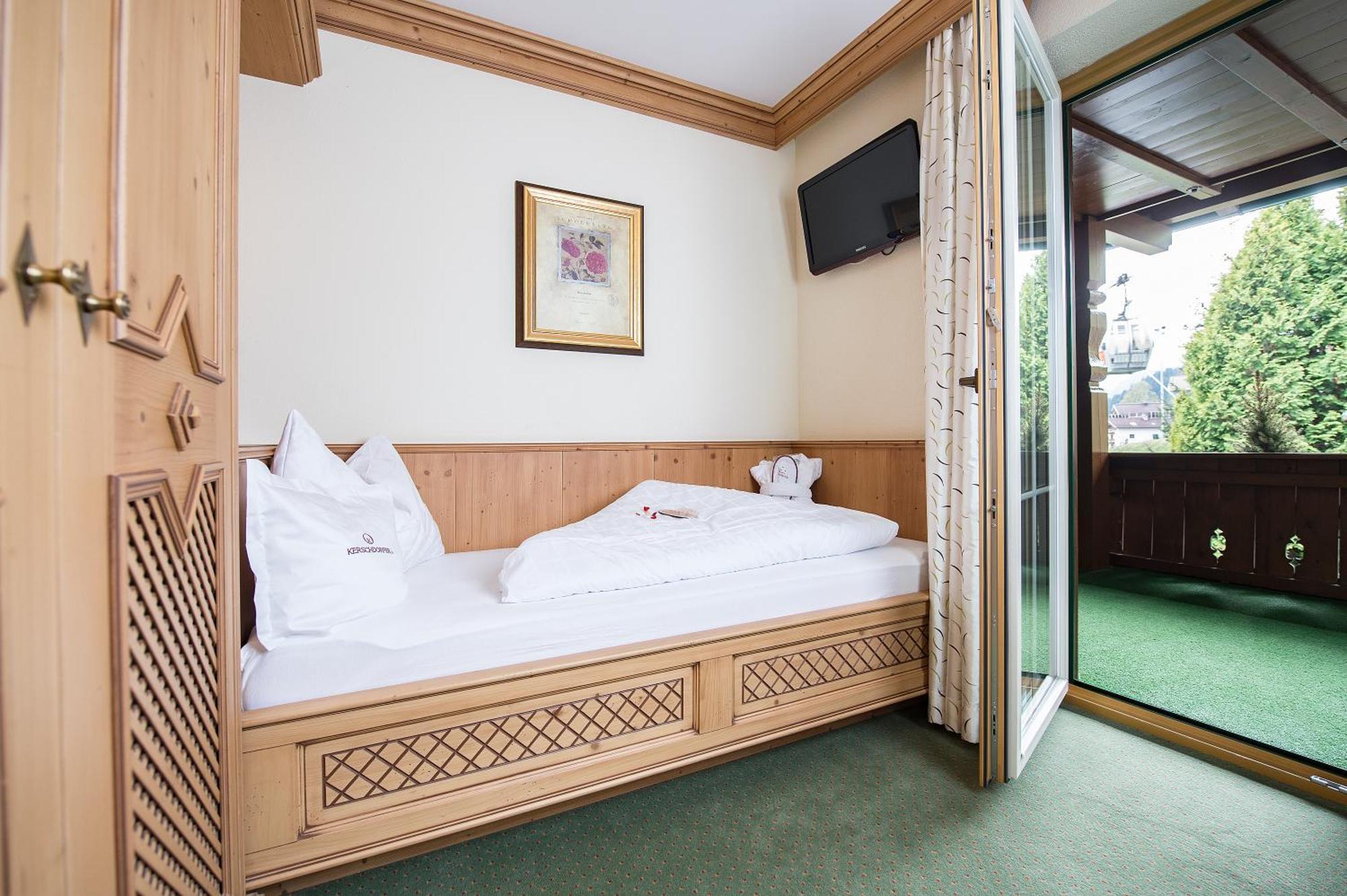 Kerschdorfer - Wohlfuehlhotel Garni - Adults Only Kaltenbach Eksteriør bilde